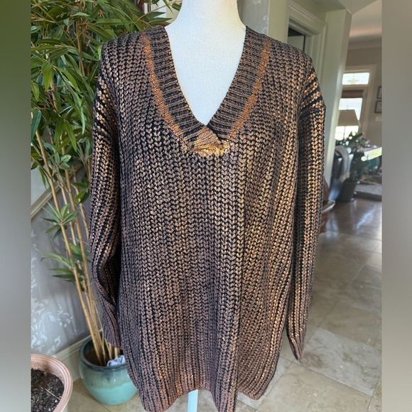 BIBI ladies, bronze  V-neck pullover, long sleeve OS sweater size medium, NWT - Picture 14 of 16